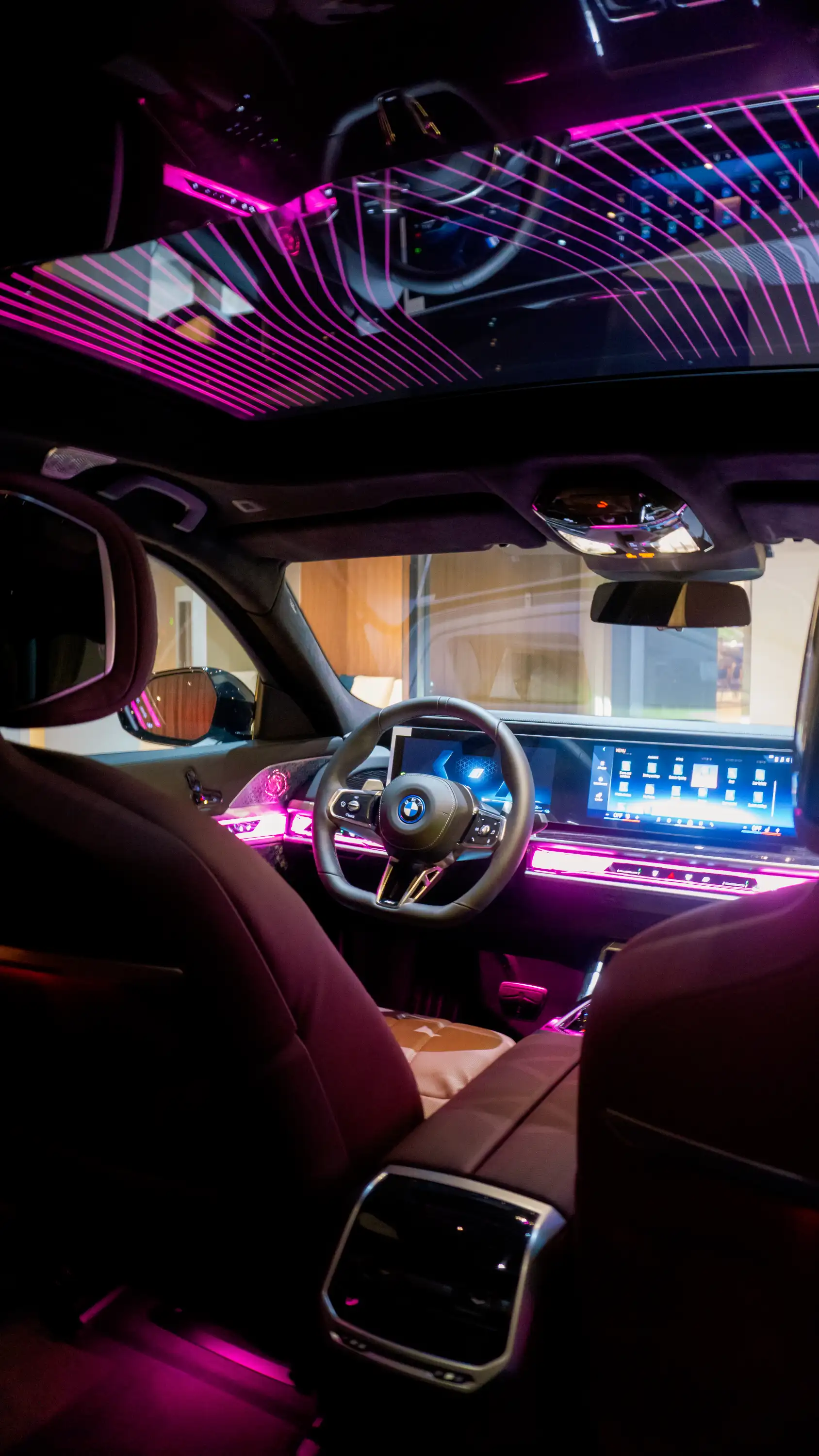 BMW 750e xDrive Interior