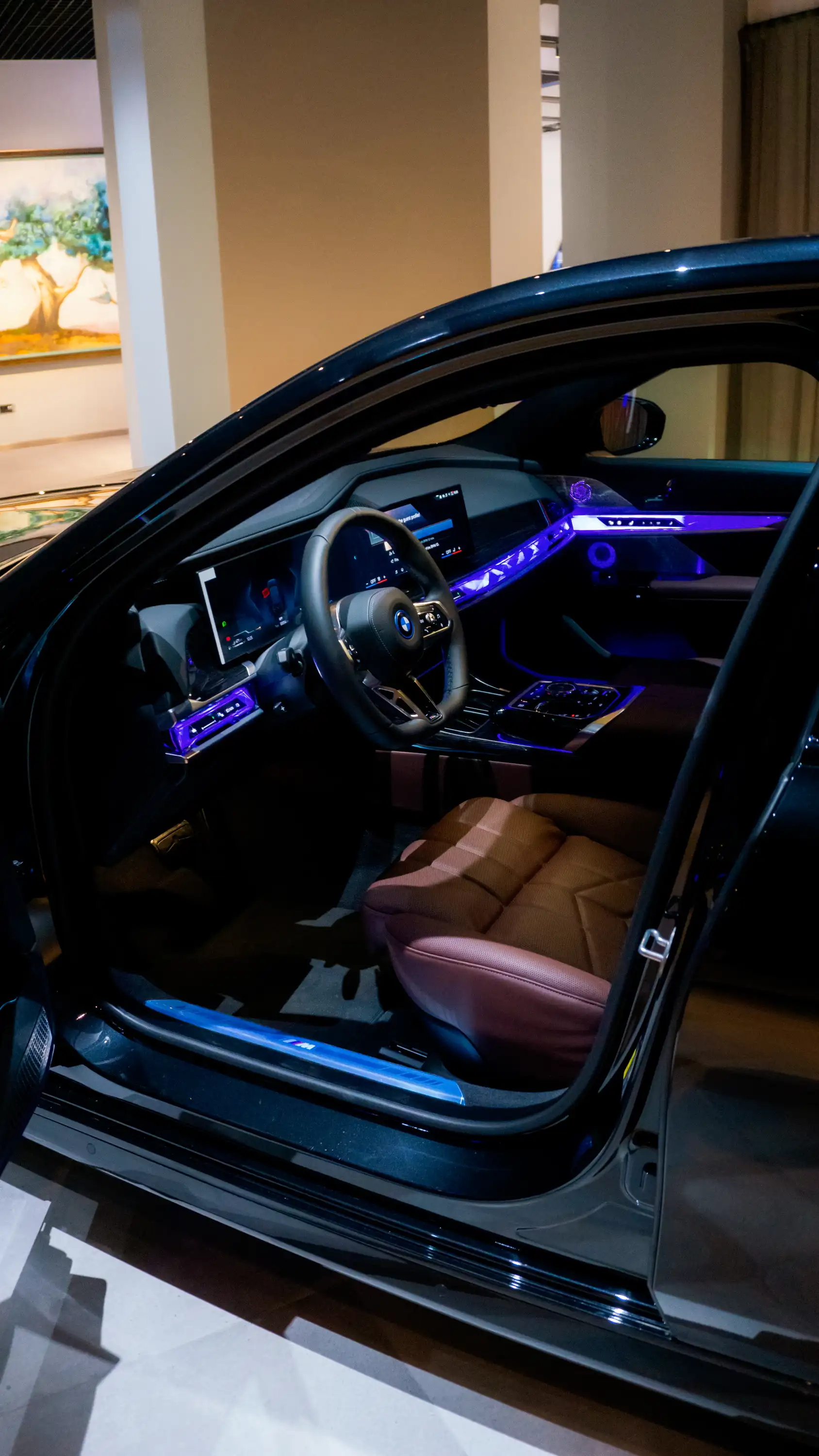 BMW 750e xDrive Interior