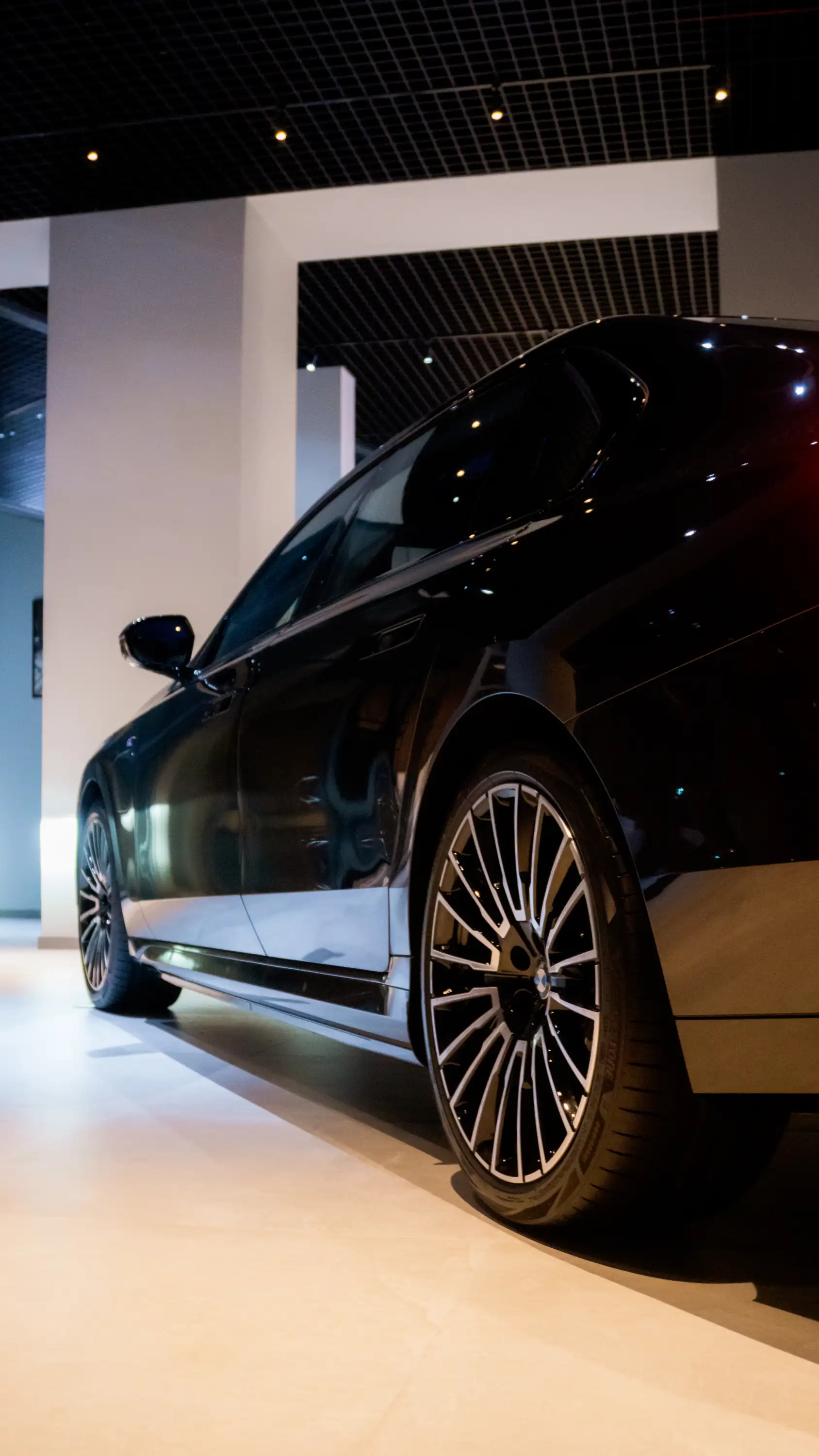 BMW 750e xDrive Interior