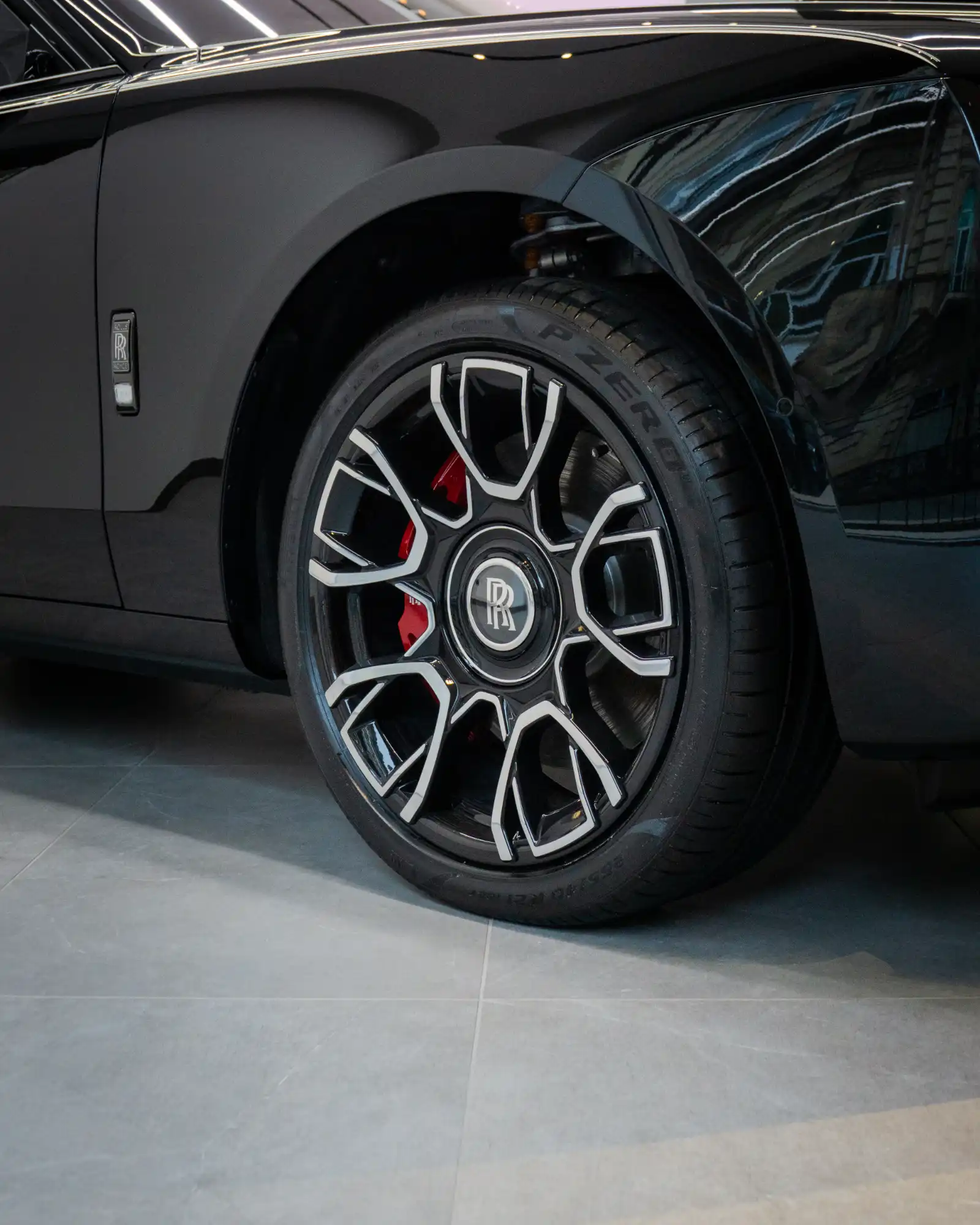 Rolls-Royce Ghost Black Badge Front