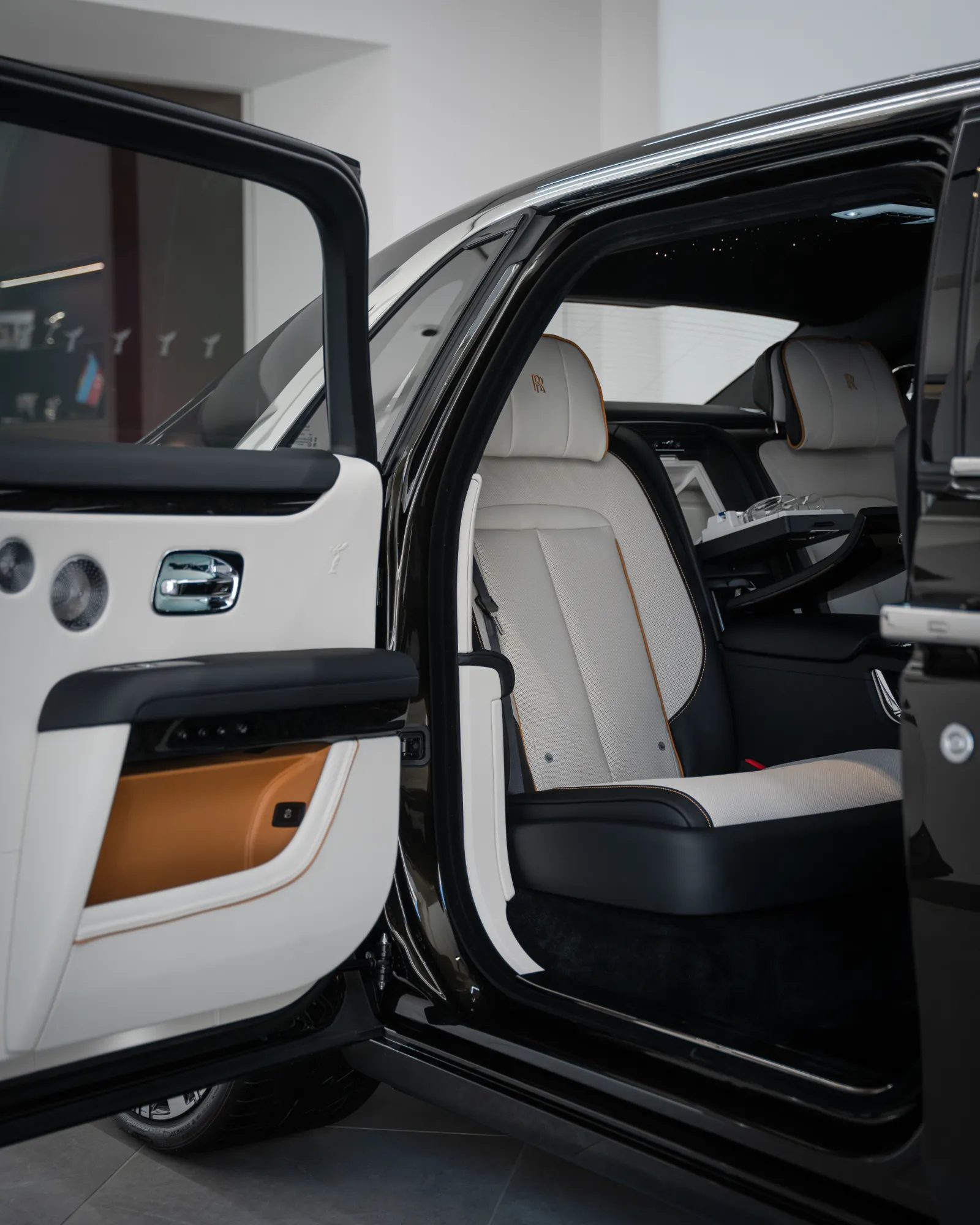 Rolls-Royce Ghost Extended Seats